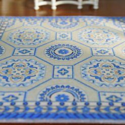 Blue and white Aubusson miniature rug with hexagonal floral patterns